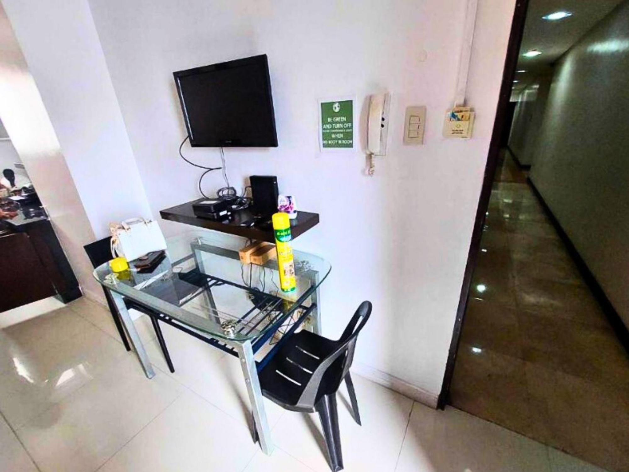 Near Us Embassy X Free Unlimited Pool, Massage & Sauna Access X Promo This Month! Explore Deluxe Studio W Balcony In Manila Perfectly Situated Near Naia Airport, Heart Of Manila Updated 2025 Price For Your Unforgettable Ultimate Staycation Experience エクステリア 写真